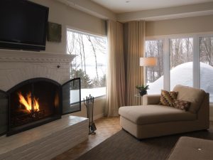 43-manoir-hovey-north-hatley-quebec-fireplace