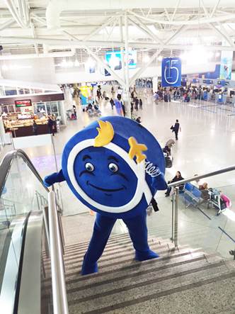 “Philos the Athenian”, the Athens International Airport’s Mascot, makes his debut appearance! Above, in the Main Terminal Building, and, below, during his first official appearance on the evening of April 30th
