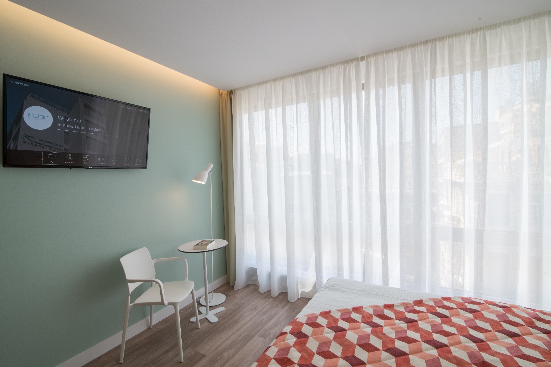 Το Kubic Athens Hotel επέλεξε LG Pro:Centric Smart τηλεοράσεις - ΧΡΗΜΑ