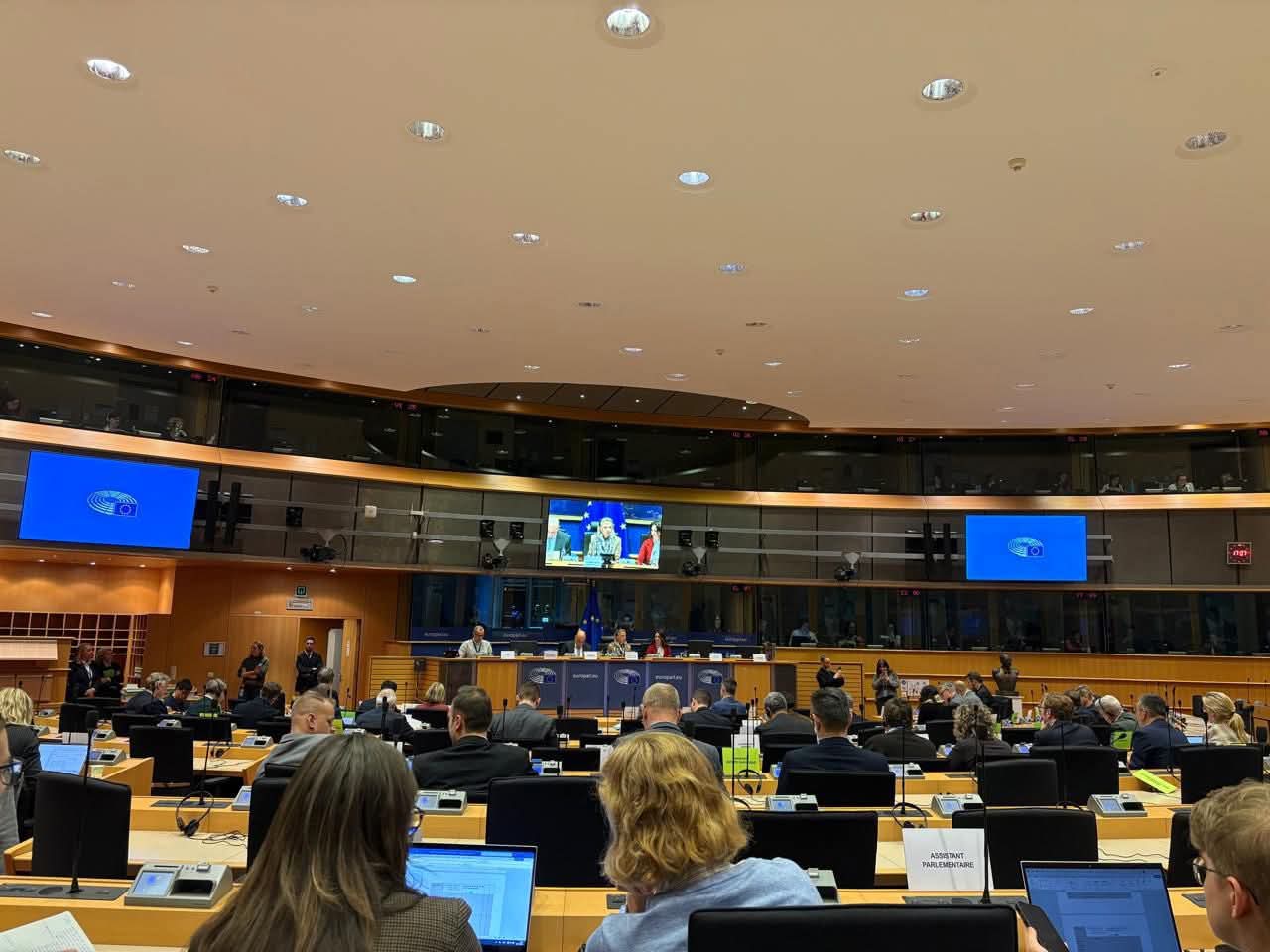 Vozemberg: “Three Hours Is a Red Line” – Strong Mandate from the European Parliament in Favor of Air Passengers