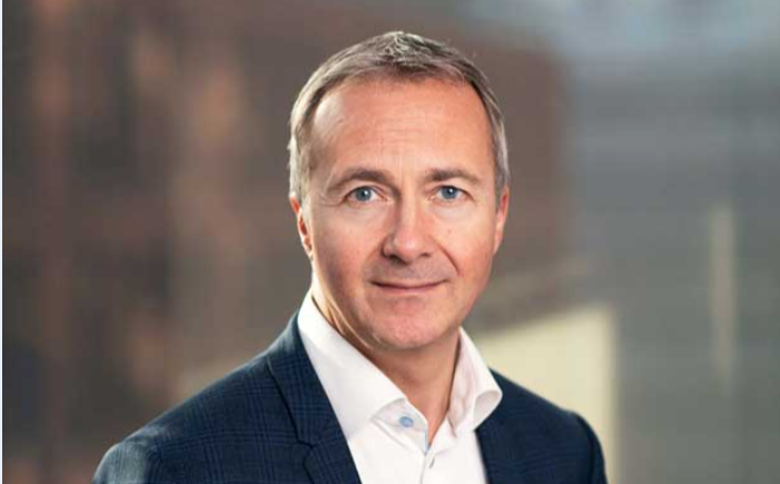 CEO Amex GBT, Paul Abbott: “Η εξαγορά των $6,3 δισ. και η AI δείχνουν το μέλλον των επαγγελματικών ταξιδιών”
