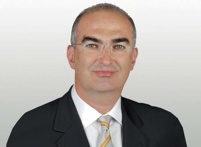 Γεώργιος Τσακίρης: Πληγή η «σκιώδης οικονοµία»